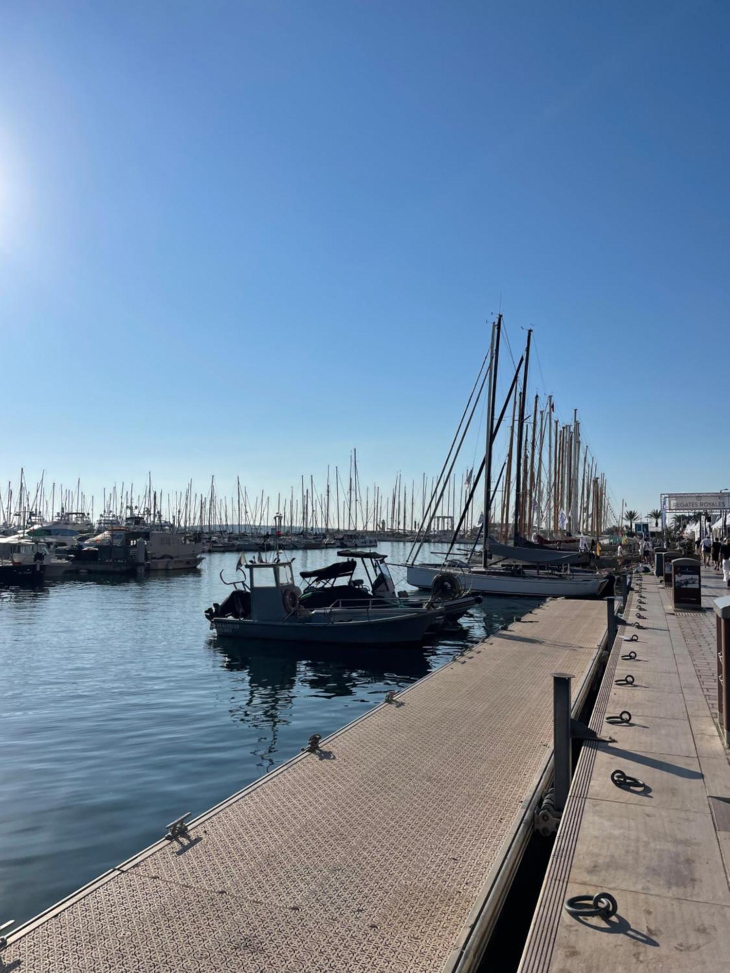 Cannes Old Port, Seafront & Seaview, Yacht Show Port Esterno foto